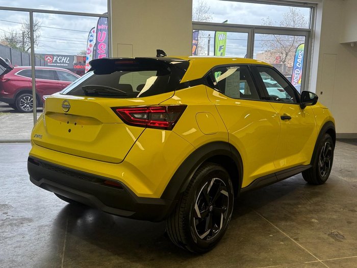 2024 Nissan JUKE ST+