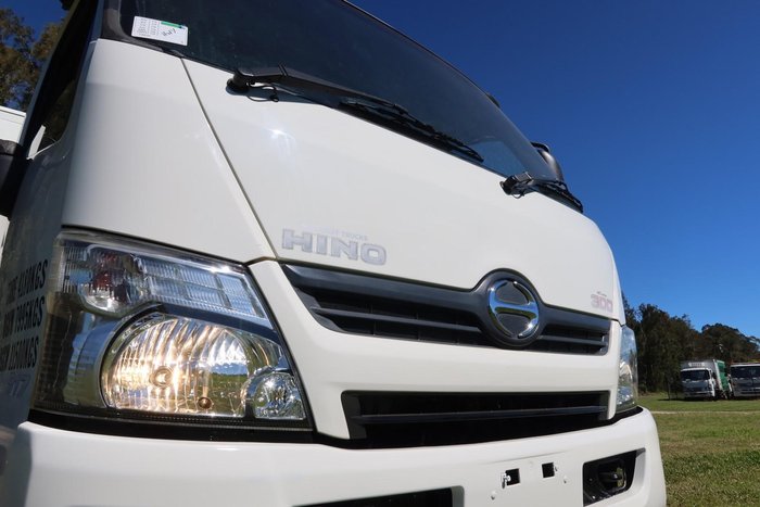 2015 Hino 300 Series - 917 Mwb