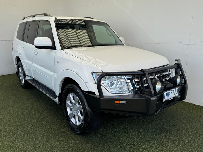 2015 Mitsubishi Pajero GLX