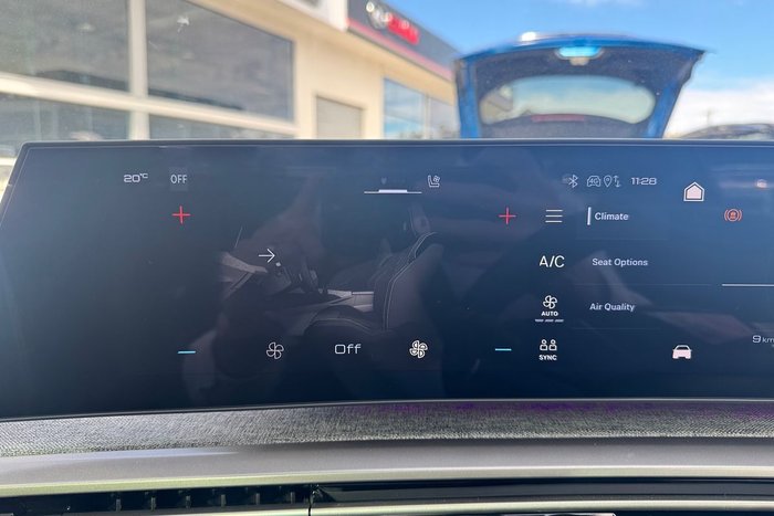 2024 Peugeot 3008 GT Premium Hybrid