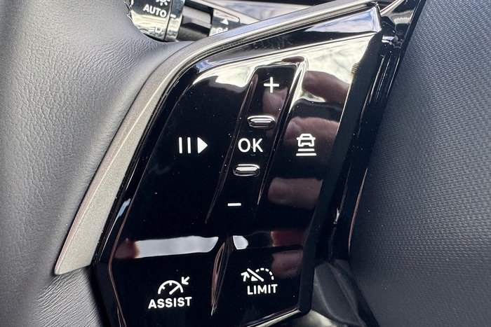 2025 Peugeot 3008 Allure Hybrid