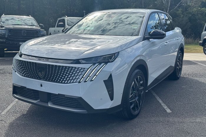 2025 Peugeot 3008 Allure Hybrid