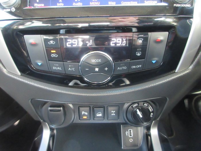 2020 Nissan Navara N-TREK