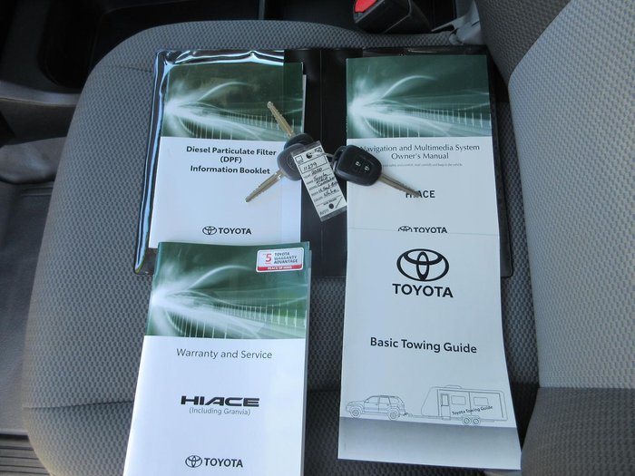 2020 Toyota Hiace Commuter