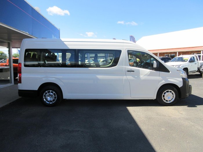 2020 Toyota Hiace Commuter