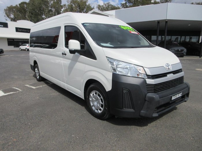 2020 Toyota Hiace Commuter