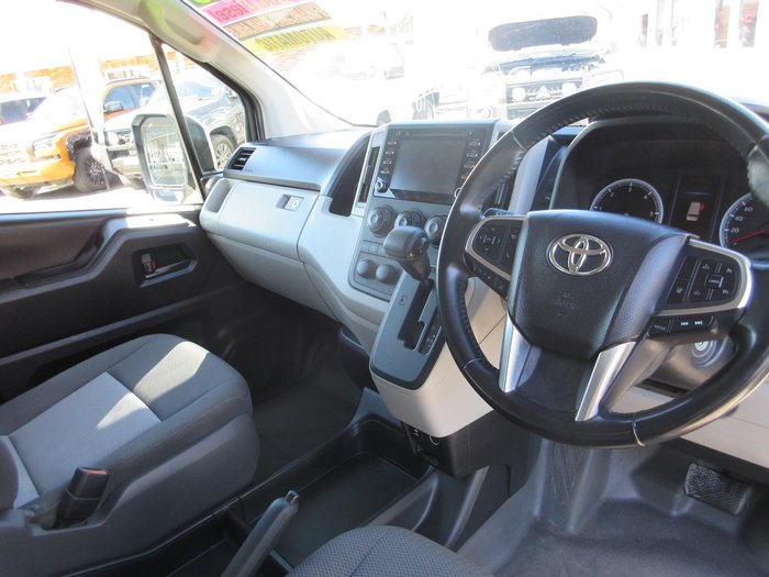 2020 Toyota Hiace Commuter