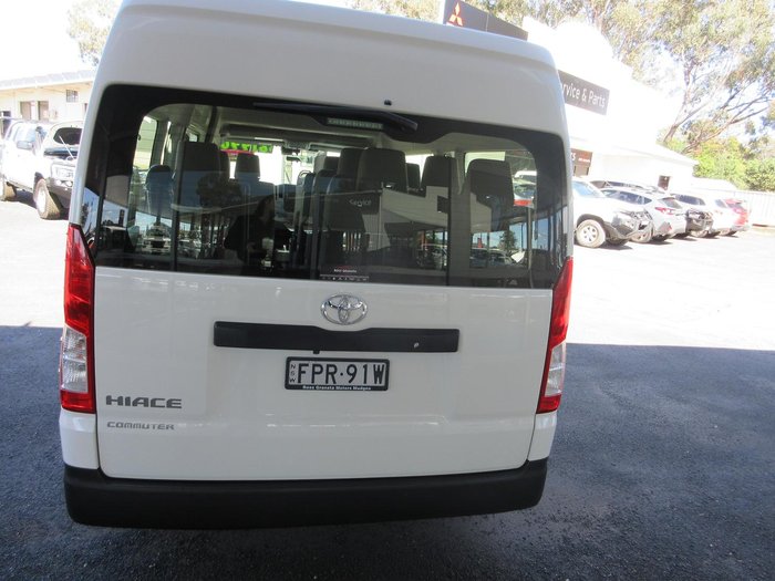 2020 Toyota Hiace Commuter