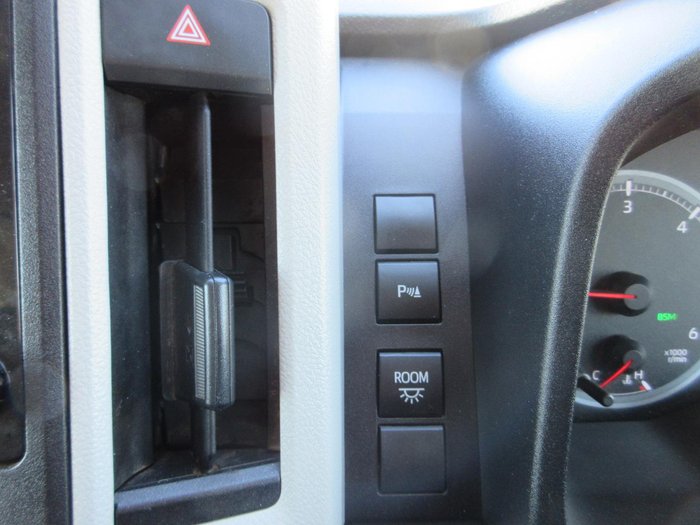 2020 Toyota Hiace Commuter