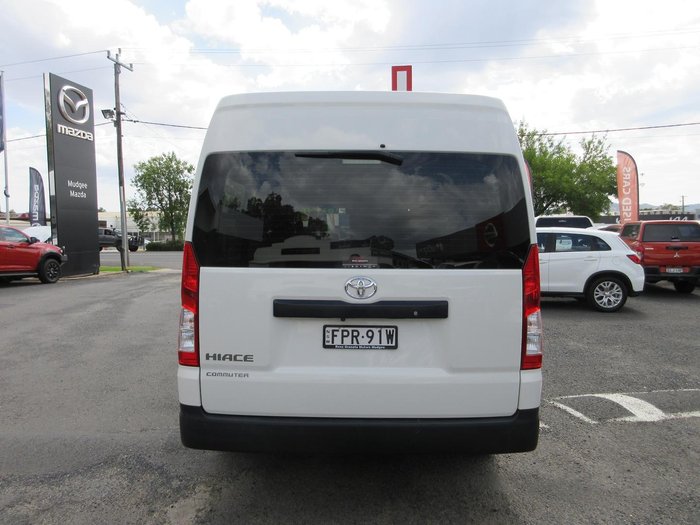 2020 Toyota Hiace Commuter