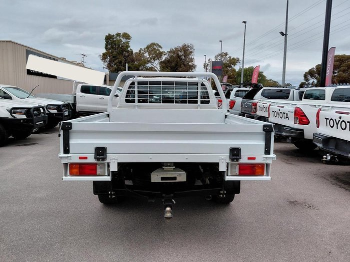 2020 Toyota Hilux SR