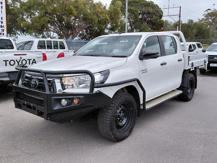2020 Toyota Hilux SR