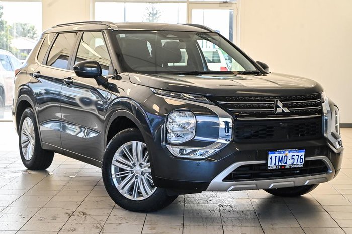 2024 Mitsubishi Outlander LS