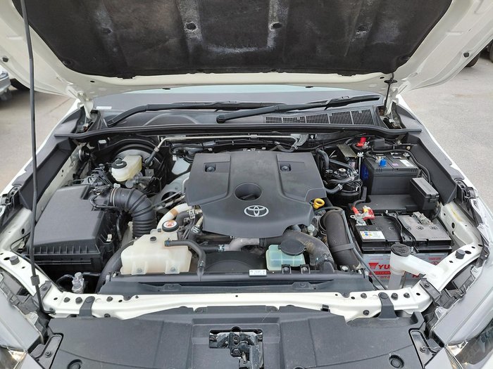 2021 Toyota Hilux SR