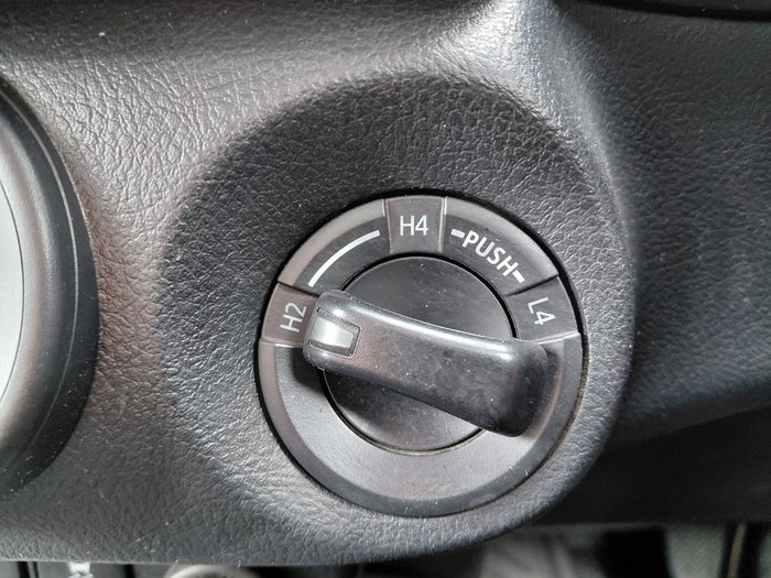 2021 Toyota Hilux SR