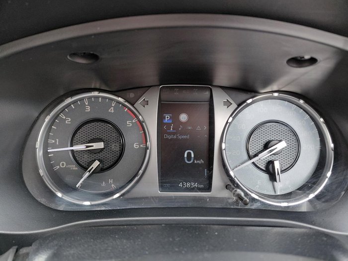 2021 Toyota Hilux SR
