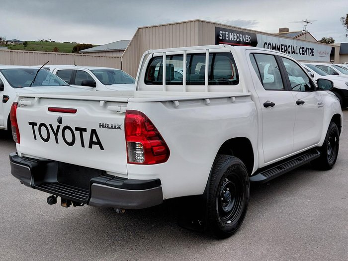 2021 Toyota Hilux SR