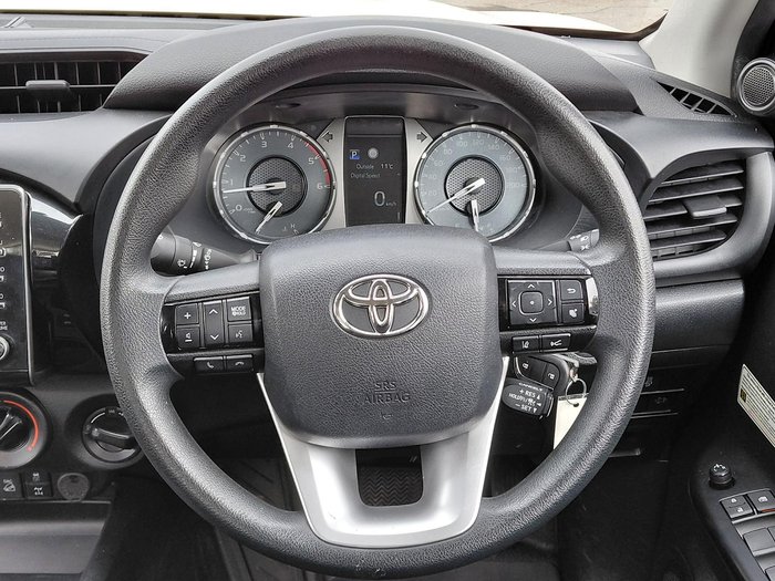 2021 Toyota Hilux SR