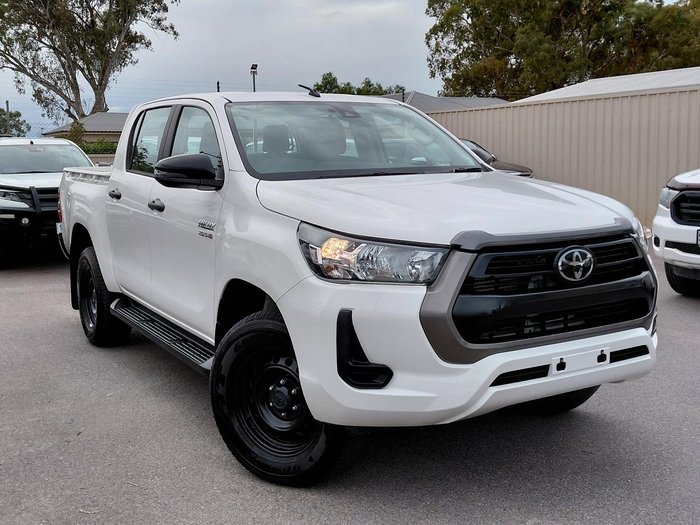 2021 Toyota Hilux SR