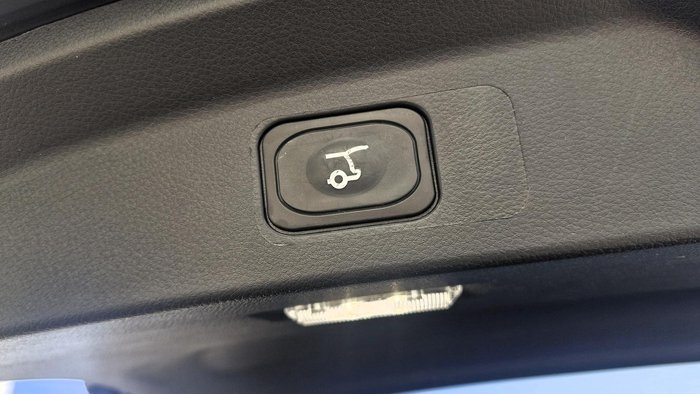 2024 Ford Everest Platinum