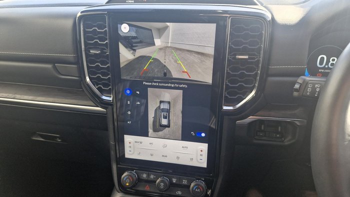 2024 Ford Everest Platinum