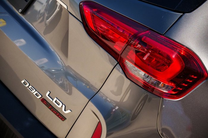 2024 LDV D90 Executive