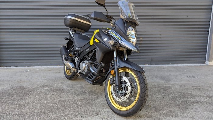 2018 Suzuki V-STROM 650XT (DL650XA) Yellow
