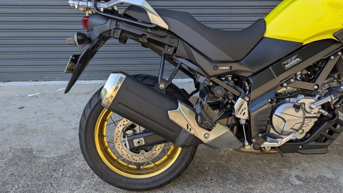 2018 Suzuki V-STROM 650XT (DL650XA) Yellow
