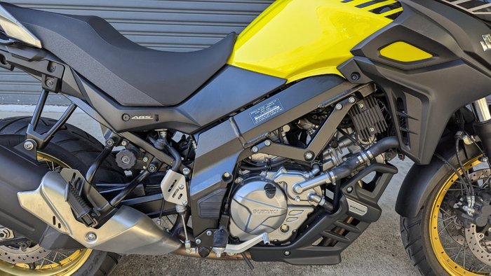 2018 Suzuki V-STROM 650XT (DL650XA) Yellow