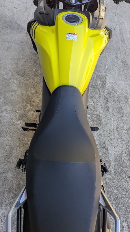 2018 Suzuki V-STROM 650XT (DL650XA) Yellow