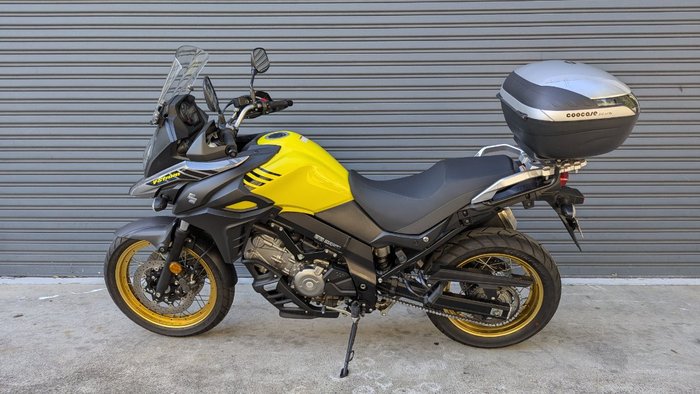 2018 Suzuki V-STROM 650XT (DL650XA) Yellow