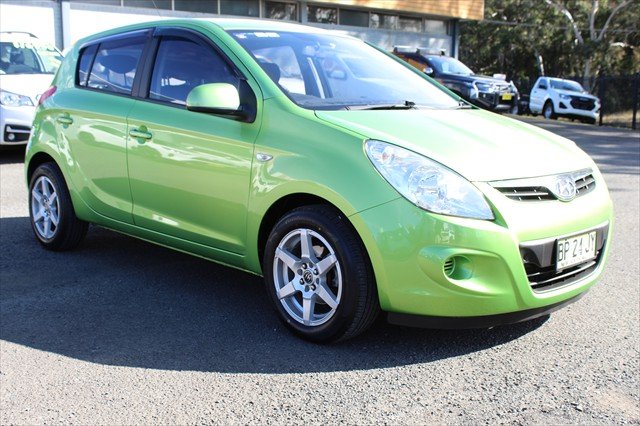 2011 Hyundai i20 Active PB MY12 Electric Green