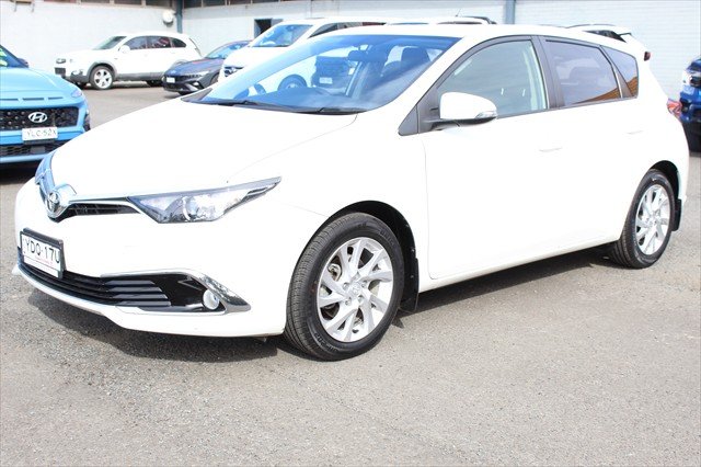 2015 Toyota Corolla Ascent ZRE182R White