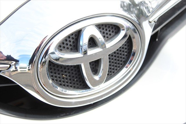 2015 Toyota Corolla Ascent ZRE182R White
