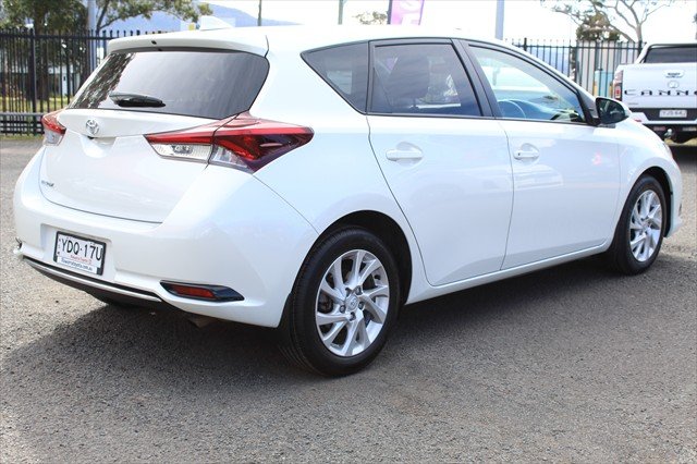 2015 Toyota Corolla Ascent ZRE182R White