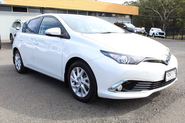 2015 Toyota Corolla Ascent ZRE182R White