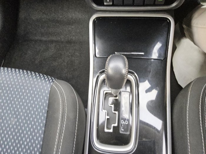 2020 Mitsubishi Outlander ES ZL MY21 White