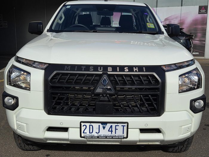 2025 Mitsubishi Triton GLX