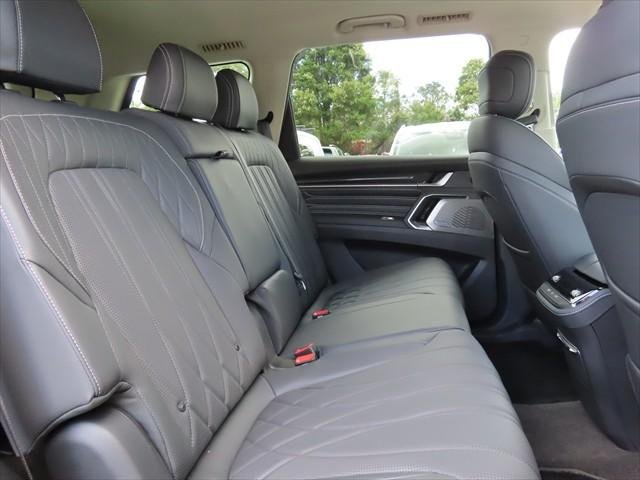 2025 LDV D90 Executive