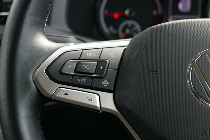2024 Volkswagen Transporter TDI340