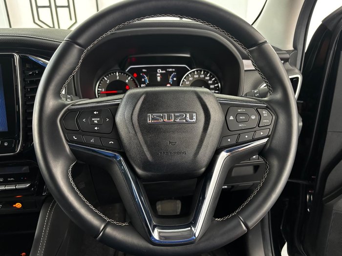 2022 Isuzu MU-X LS-U MY23 4x2 Basalt Black