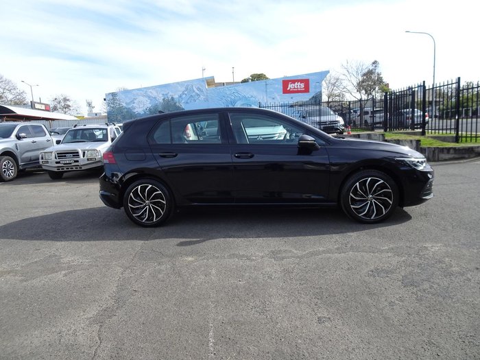 2022 Volkswagen Golf 110TSI Life 8 MY23 Deep Black