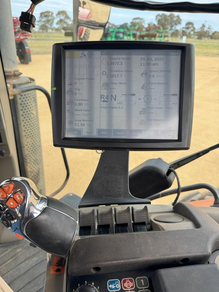 2015 CASE IH Magnum 250 Ps Red
