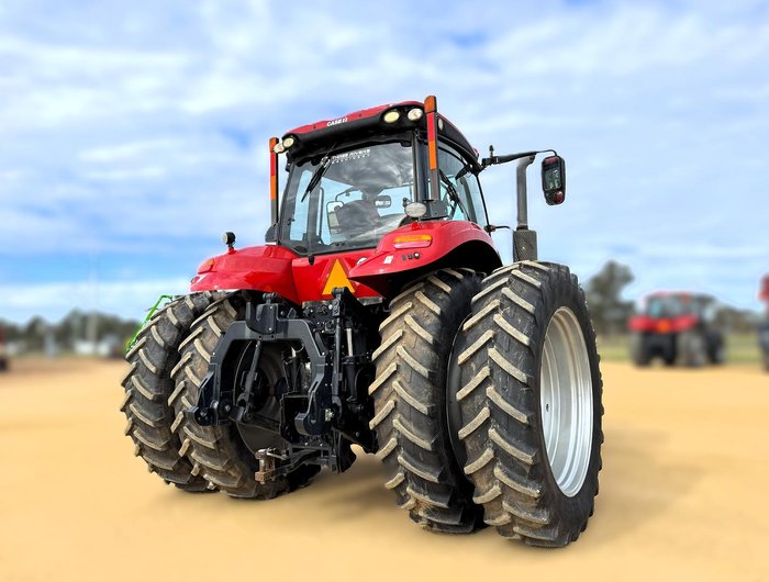 2015 CASE IH Magnum 250 Ps Red