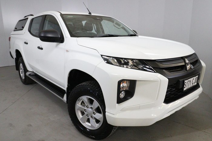 2021 Mitsubishi Triton GLX+