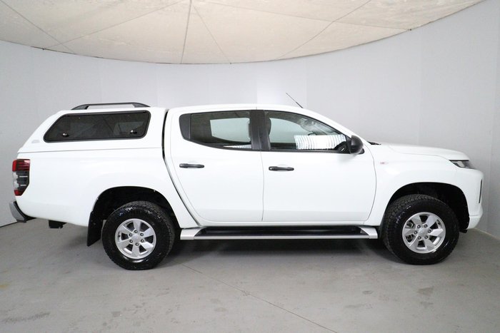 2021 Mitsubishi Triton GLX+