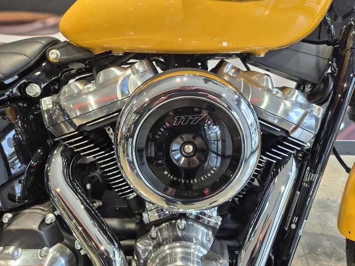 2025 Harley-Davidson Street Bob 117 (FXBB) Softail Yellow