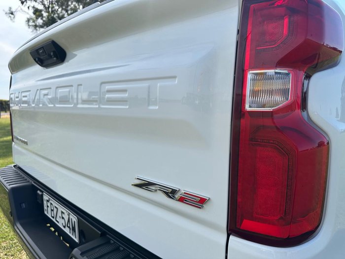 2023 Chevrolet Silverado 1500 ZR2 W/Tech Pack T1 MY24 4X4 Summit White