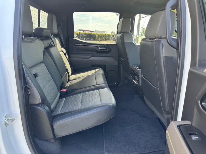 2023 Chevrolet Silverado 1500 ZR2 W/Tech Pack T1 MY24 4X4 Summit White