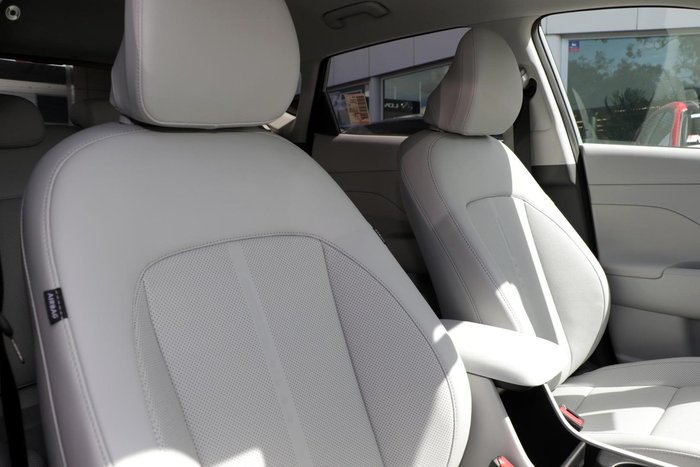 2025 Hyundai Kona Premium